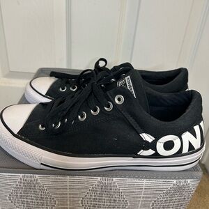 Converse Black Chuck Taylor’s - Size 8.5 Men/10.5 Women